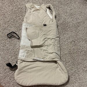 Kyte baby swaddler - oat color